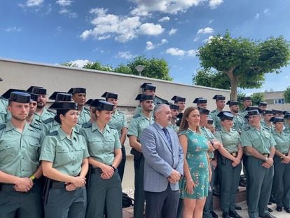 La delegada del Gobierno de Castilla y León, Virginia Barcones, con los 175 guardias civiles que se incorporaron el pasado 3 de julio en prácticas a cuarteles de la región.