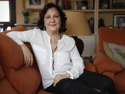 Carmen Linares, en su casa de Madrid.