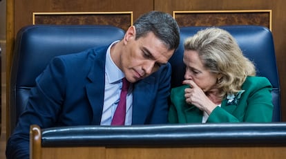 Pedro Sánchez y Nadia Calviño, el miércoles en el Congreso.