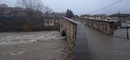 Puente de Arre, en Navarra, desde donde el hombre ha confesado que ha tirado el cuerpo de su pareja tras estrangularla.