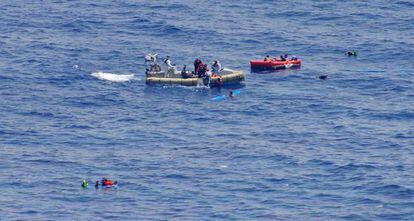 Rescate de inmmigrantes en aguas libias el pasado miércoles.