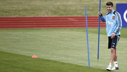 Gerard Piqu&eacute;, en un entrenamiento en Gniewino