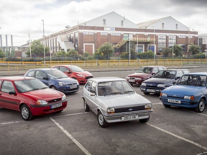 Diferentes modelos del Ford Fiesta a lo largo de sus 47 años de historia.