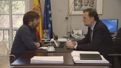 Jordi Évole y Mariano Rajoy durante la entrevista.