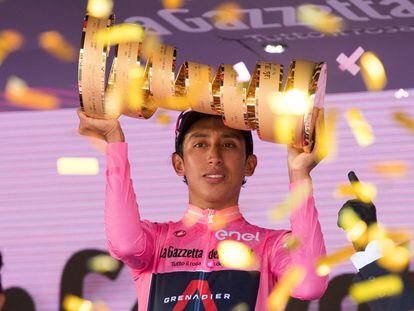El colombiano Egan Bernal, tras coronarse como ganador del Giro de Italia, el pasado domingo.