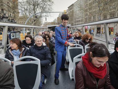 Ruta per teatres i antigues sales de la ciutat amb motiu del Dia Mundial del Teatre.