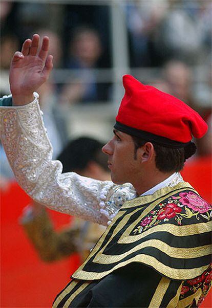 Serafín Marín, luciendo barretina en 2004 en la Monumental.