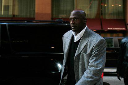 Michael Jordan, antes de entrar en la reunión de la NBA.