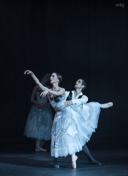 Alessandro Riga y Katia Janiukova en la representación de 'Giselle' en el Tetrao Real de Madrid.