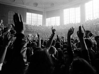 Asamblea en la Facultad de Medicina de Valencia en 1977.