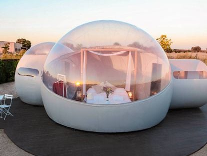 Se abre el primer hotel burbuja a una hora de Madrid