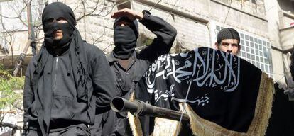 Milicianos del grupo yihadista Frente al Nusra en Alepo.