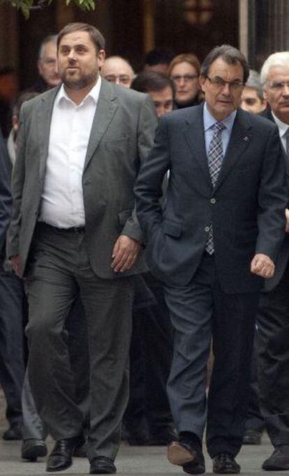 Oriol Junqueras y Artur Mas, tras una reuni&oacute;n en la Generalitat de Catalu&ntilde;a.