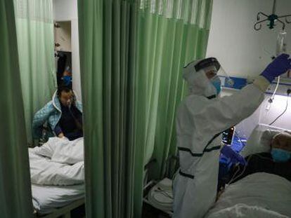 Los infectados alcanzan las 37.000 personas. Ha fallecido un estadounidense por el virus en Wuhan