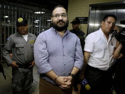 Javier Duarte durante la audiencia realizada este martes en Guatemala.