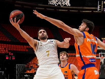 Campazzo supera a Tobey