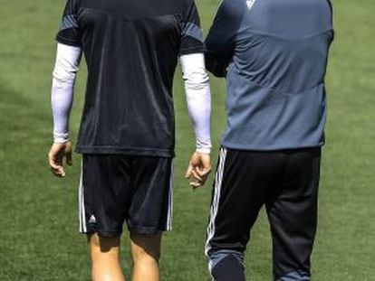 Ronaldo y Ancelotti en un entrnamiento.