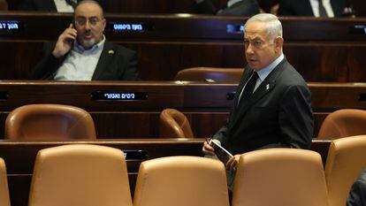 Netanyahu asiste el 22 de marzo a una sesión del parlamento israelí en la que se vota la reforma judicial