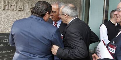 Boluda, Félix y Pons, en la reunión de AVE.