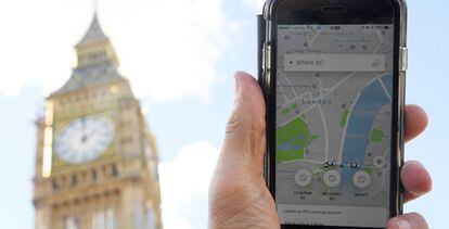&lsquo;App&rsquo; de Uber, con el Big Ben londinense al fondo.