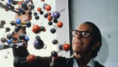 Frederick Sander, premio Nobel de Qu&iacute;mica en 1958 y 1980, 