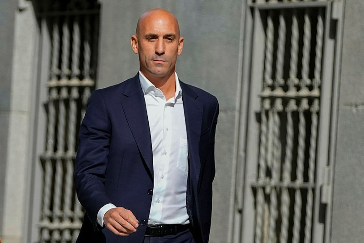La Audiencia Nacional rechaza los recursos de los investigados y confirma el juicio a Rubiales por el beso a Jenni Hermoso | Fútbol | Deportes