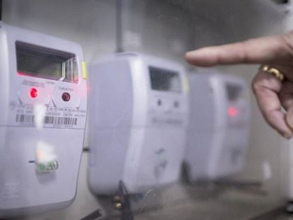 Contadores en un edificio de Sevilla.