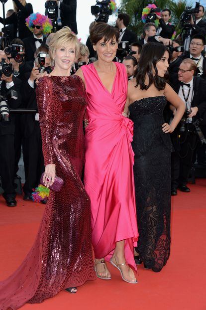 Jane Fonda (de Roberto Cavalli), Inès de la Fressange y Leila Bekhti, en la première de "Madagascar 3: De vuelta por Europa".