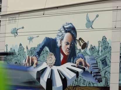 Un mural dedicado a Beethoven en un edificio de Bonn (Alemania) con motivo de los 250 años de su nacimiento.