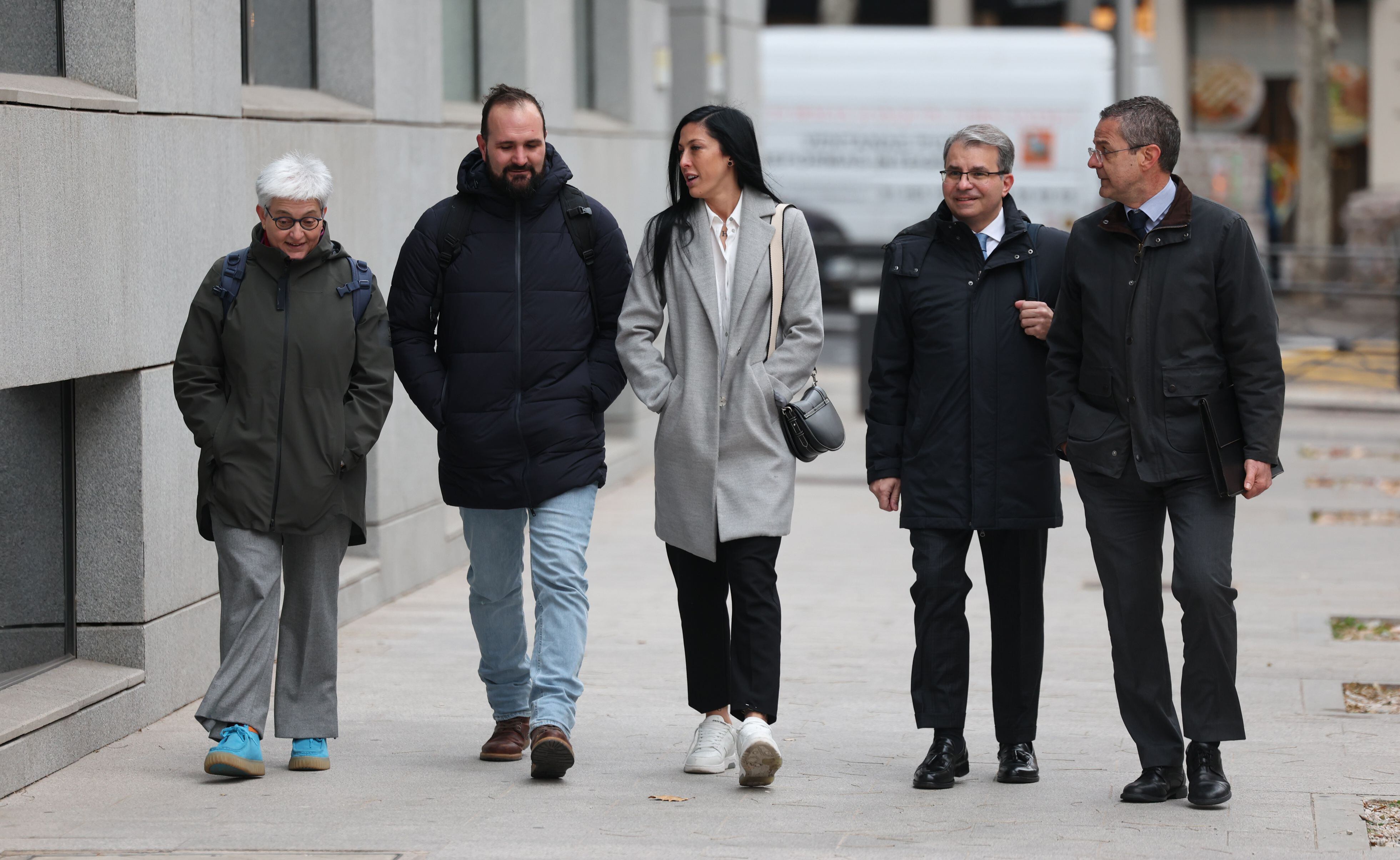 Jenni Hermoso, en el centro, a su llegada este martes a la Audiencia Nacional.