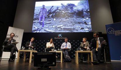 De izquierda a derecha, Andrea Rizzi, Andrey Makarychev, Kadri Liik, Andrew Wilson, Carmen Claudín y Francisco de Borja Lasheras.