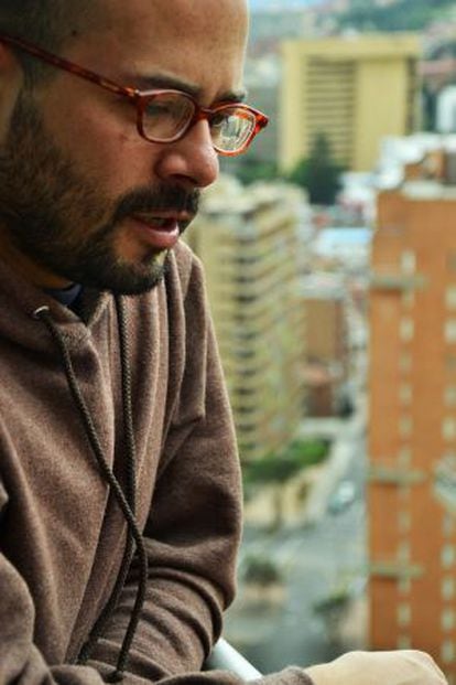 El escritor Eduardo Ot&aacute;lora Marulanda.