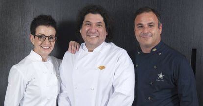 De izquierda a derecha, los chefs Carme Ruscalleda, Gastón Acurio y Ángel León.