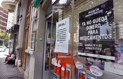 Las farmacias catalanas denuncian el impago de la Generalitat