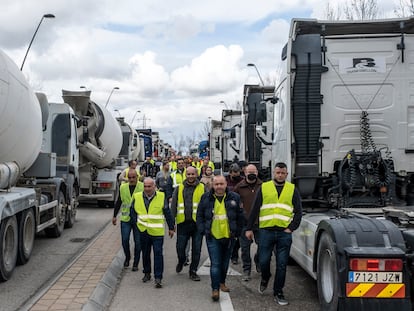 Protesta de transportistas en el polígono Los Gavilanes de Getafe, Madrid, el pasado 21 de marzo.