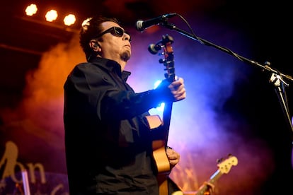 AGOURA HILLS, CALIFORNIA - DECEMBER 27: Singer Cesar Rosas of the band Los Lobos performs onstage at The Canyon Club on December 27, 2019 in Agoura Hills, California. (Photo by Scott Dudelson/Getty Images)
