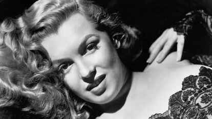 Marilyn Monroe posa para publicitar una nueva película en marzo de 1950.