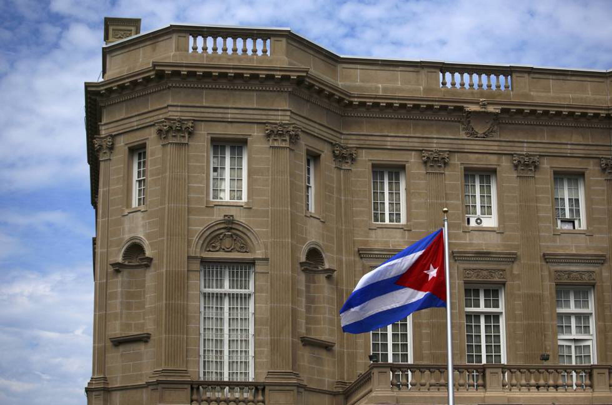 Ee Uu Expulsa A 15 Diplomáticos Cubanos Tras Los Misteriosos Ataques Sónicos Estados Unidos 0728