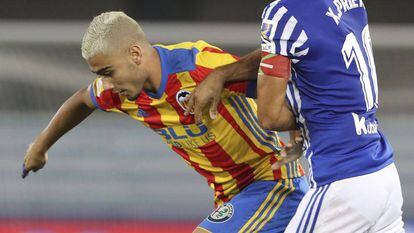 Pereira, ante la Real Sociedad.