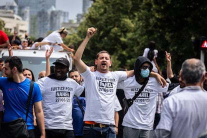 Viral protests
