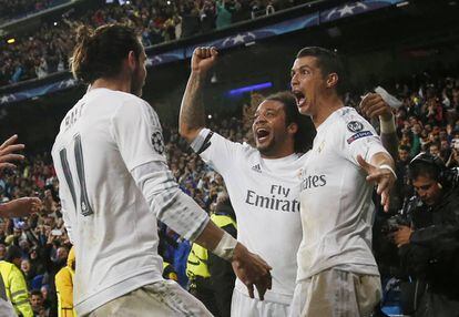 Un triplete de Cristiano Ronaldo pone al Madrid en semifinales de la Champions