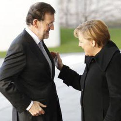 El presidente del Gobierno, Mariano Rajoy, a su llegada a la reunión con Angela Merkel