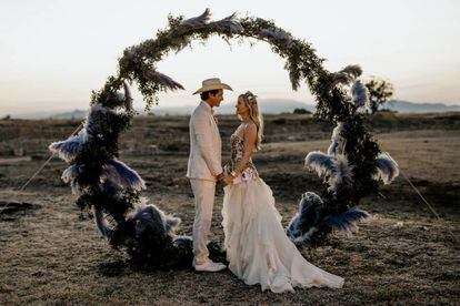 Kimbal Musk i Christiana Wyly, el dia del seu casament, a Empúries.