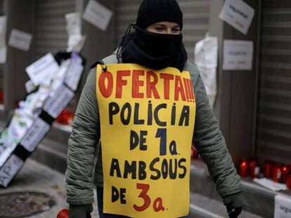 Protesta de Mossos en el Departamento de Interior.