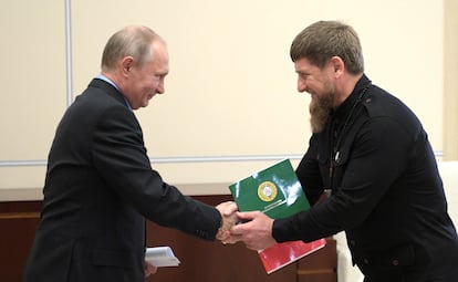 Reunión de trabajo del presidente ruso, Vladímir Putin, con el jefe de la República Chechena, Ramzán Kadyrov, en Junio de 2018