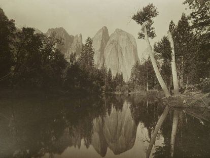 Una de las vistas de Yosemite de Carleton Watkins, expuestas en Casa de América.