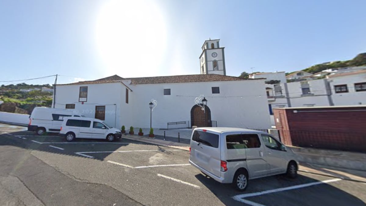 Un cura de Tenerife destroza unos frescos de 300 años de antigüedad en una iglesia | Cultura