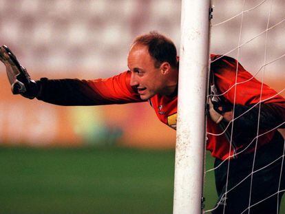 El portero Kasey Keller del Rayo Vallecano se convirtió en 1999 en el primer estadounidense de LaLiga Santander. Su padre siempre quiso que se dedicara al béisbol.