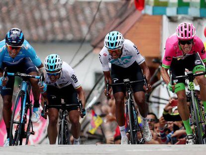 Quintana, Henao, Bernal y Urán, en la línea de meta.