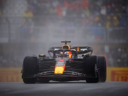 Max Verstappen al volante de su Red Bull durante la clasificación del Gran Premio de Canadá este sábado.